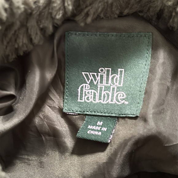 😊 Wild Fable Faux Fur Coat - Picture 4 of 5